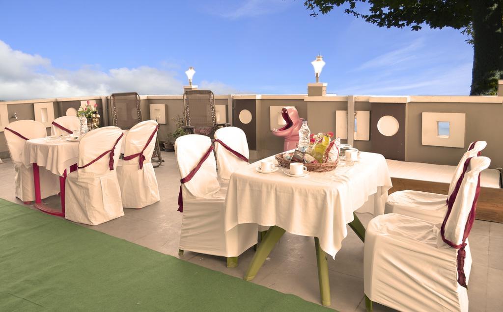 Ghosh Villa Guest House Колката Екстер'єр фото