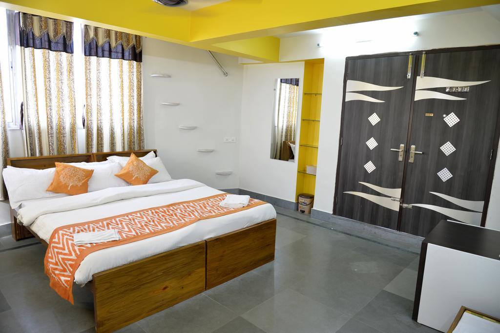Ghosh Villa Guest House Колката Екстер'єр фото